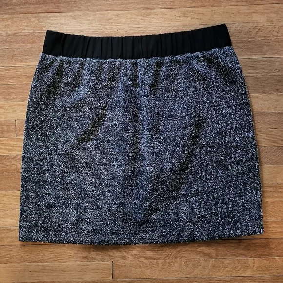 VINTAGE ANNE TAYLOR LOFT BRAND MULTIFUNCTIONAL MINI skirt size medium - Picture 6 of 10